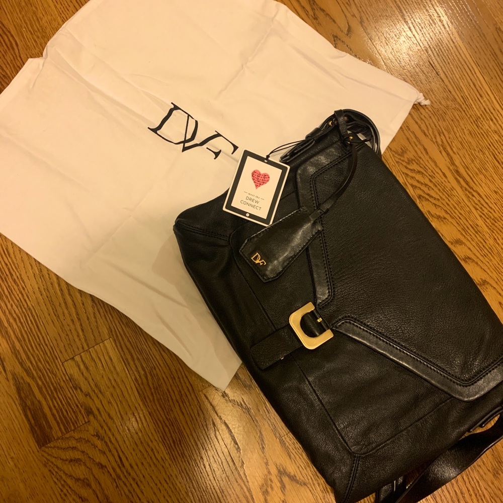 Amazing DVF handbag with iPad access. BNWT